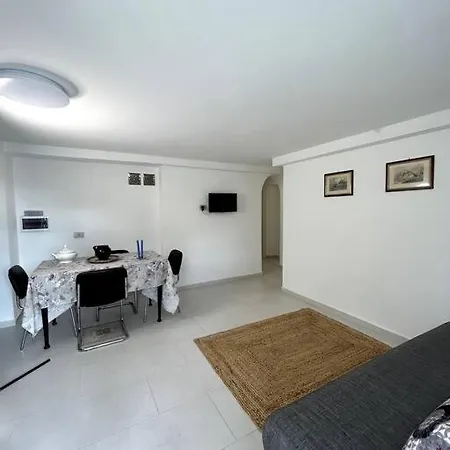 Al Mare Apartment Fano